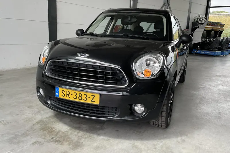 MINI Countryman (2012)
