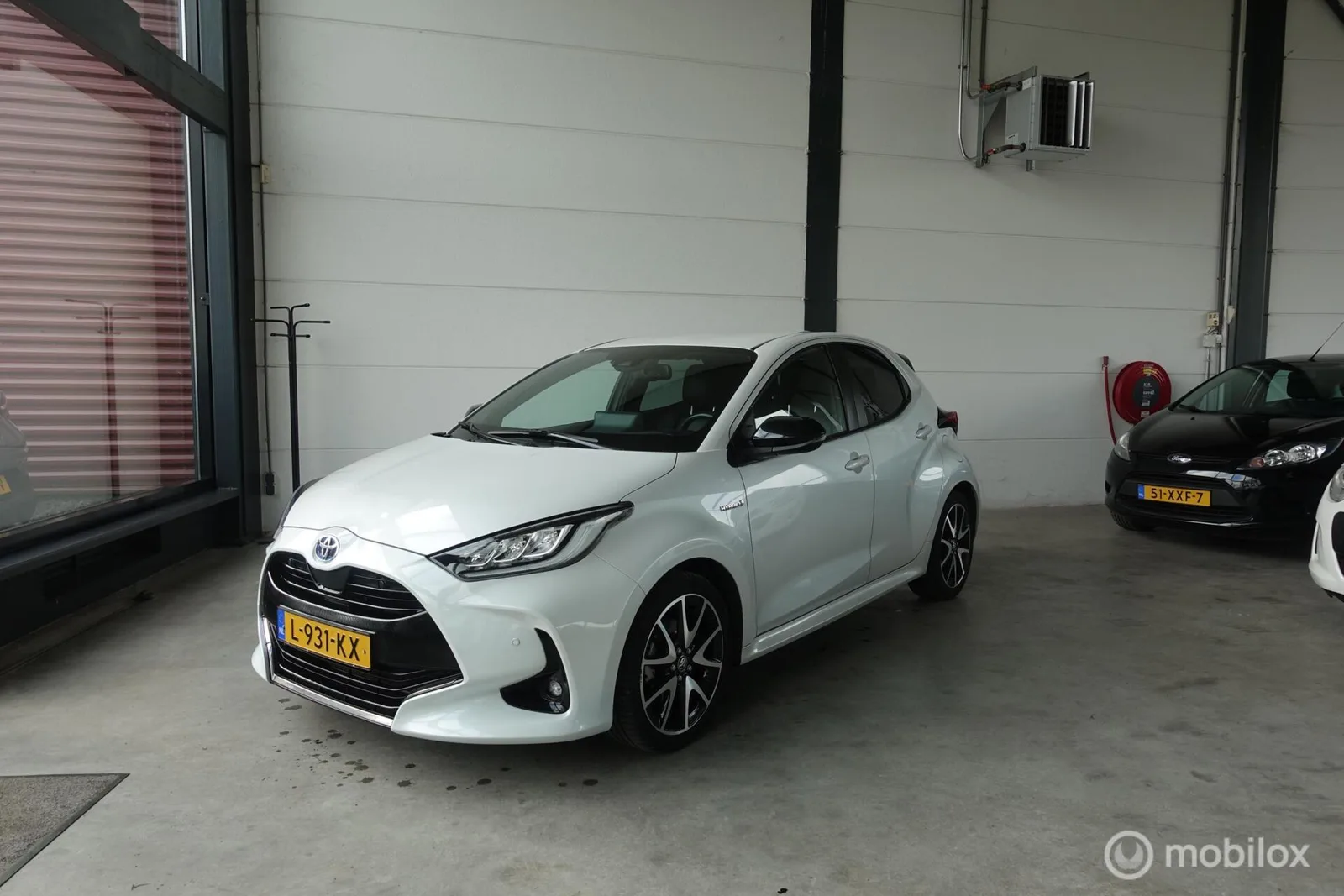 Toyota Yaris (2021) — foto 1