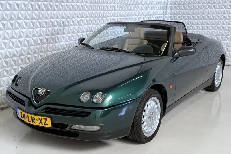 Alfa Romeo Spider (1995)