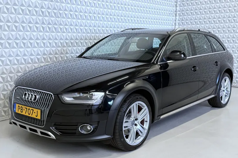 Audi A4 Allroad (2014)