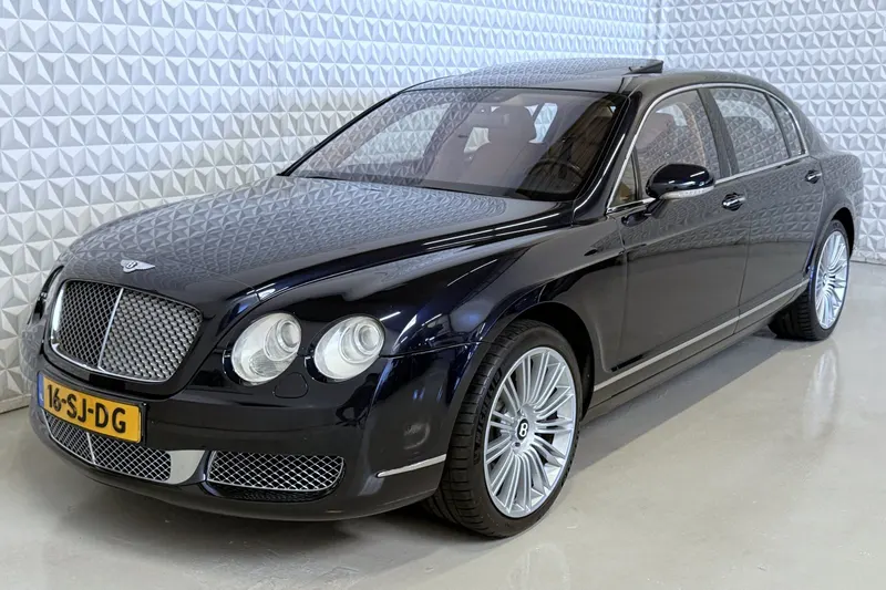 Bentley Continental Flying Spur (2006)