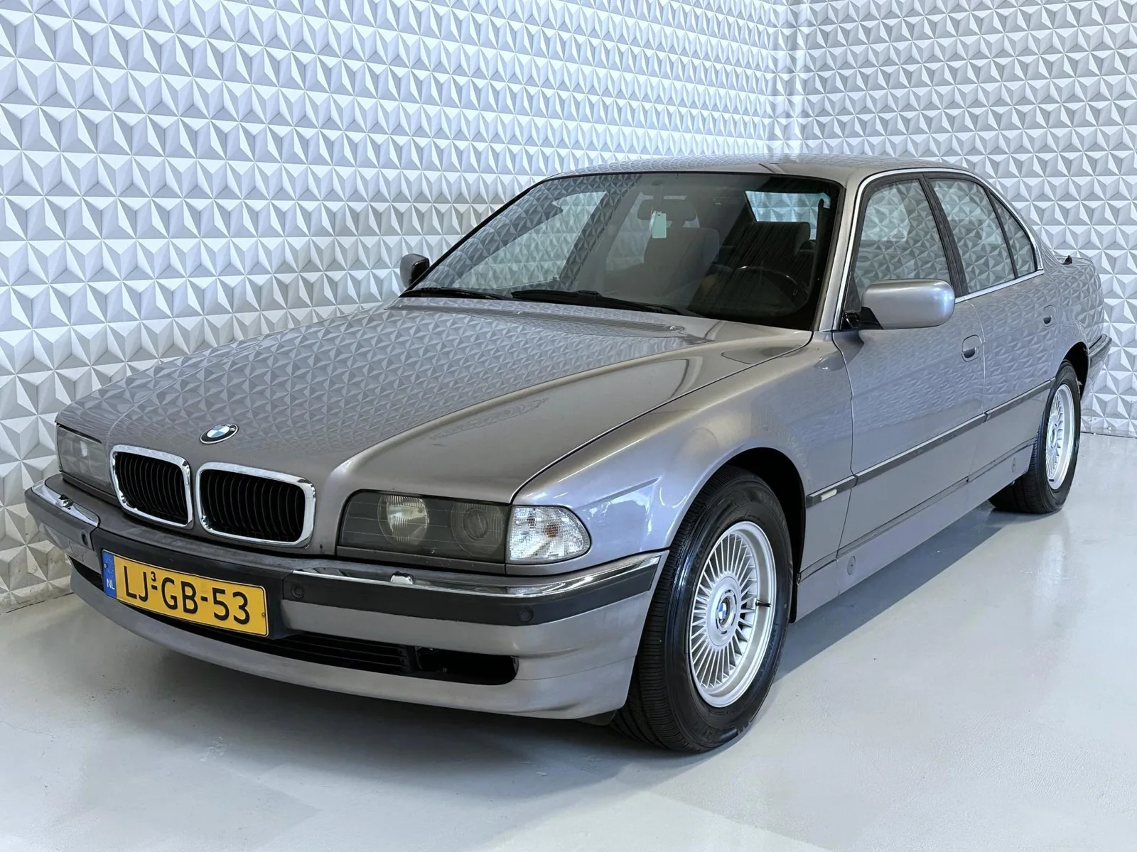 BMW 7-Serie (1995) — foto 1