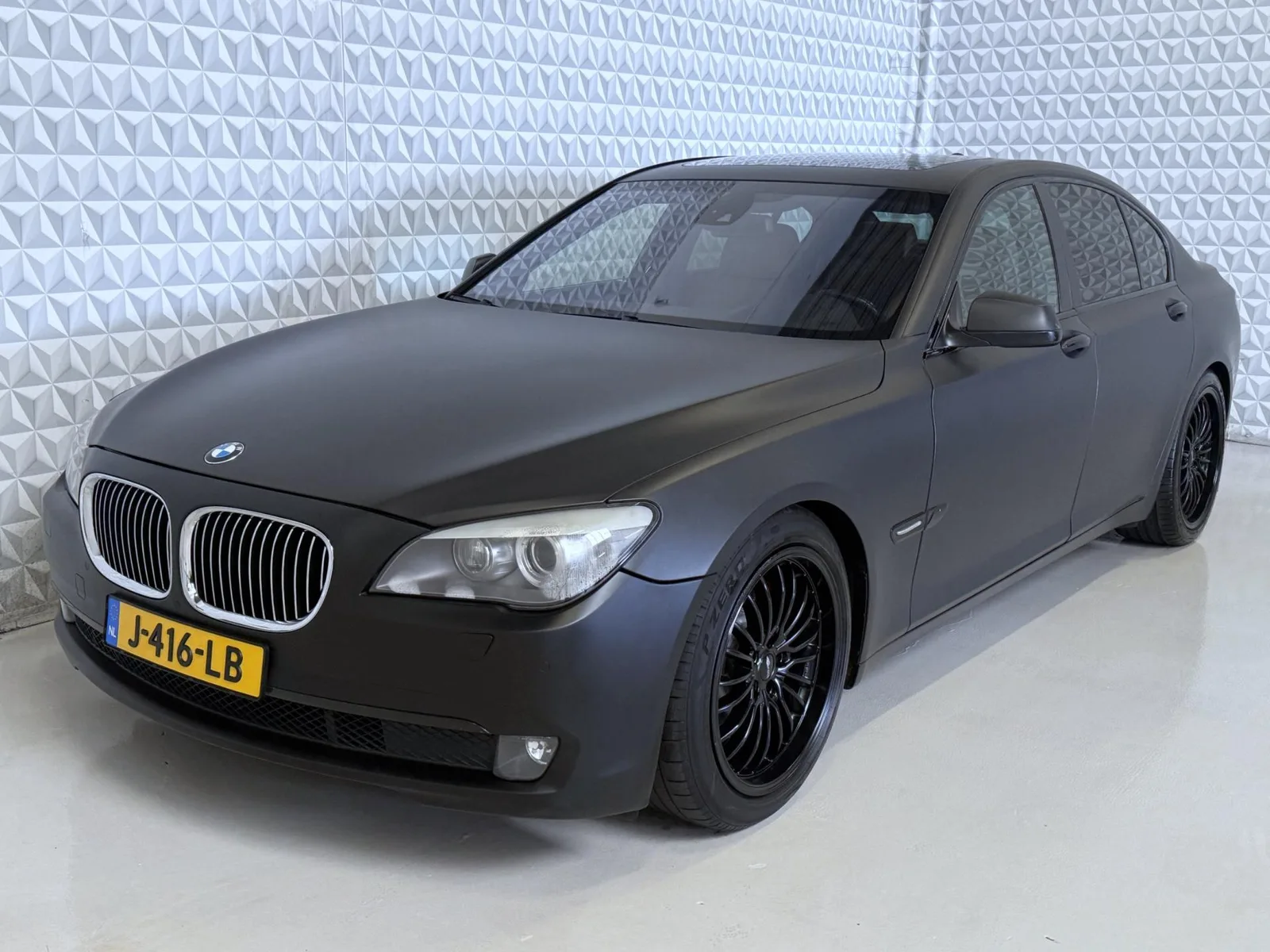 BMW 7-Serie (2008) — foto 1
