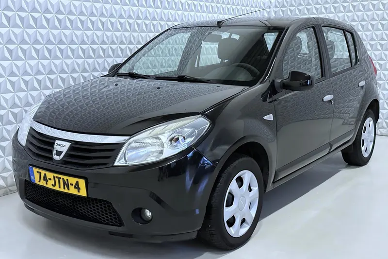 Dacia Sandero (2009)
