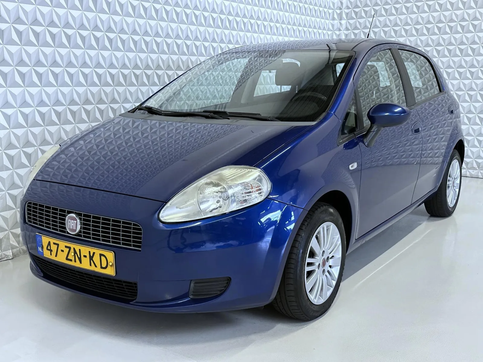 Fiat Grande Punto (2008) — foto 1