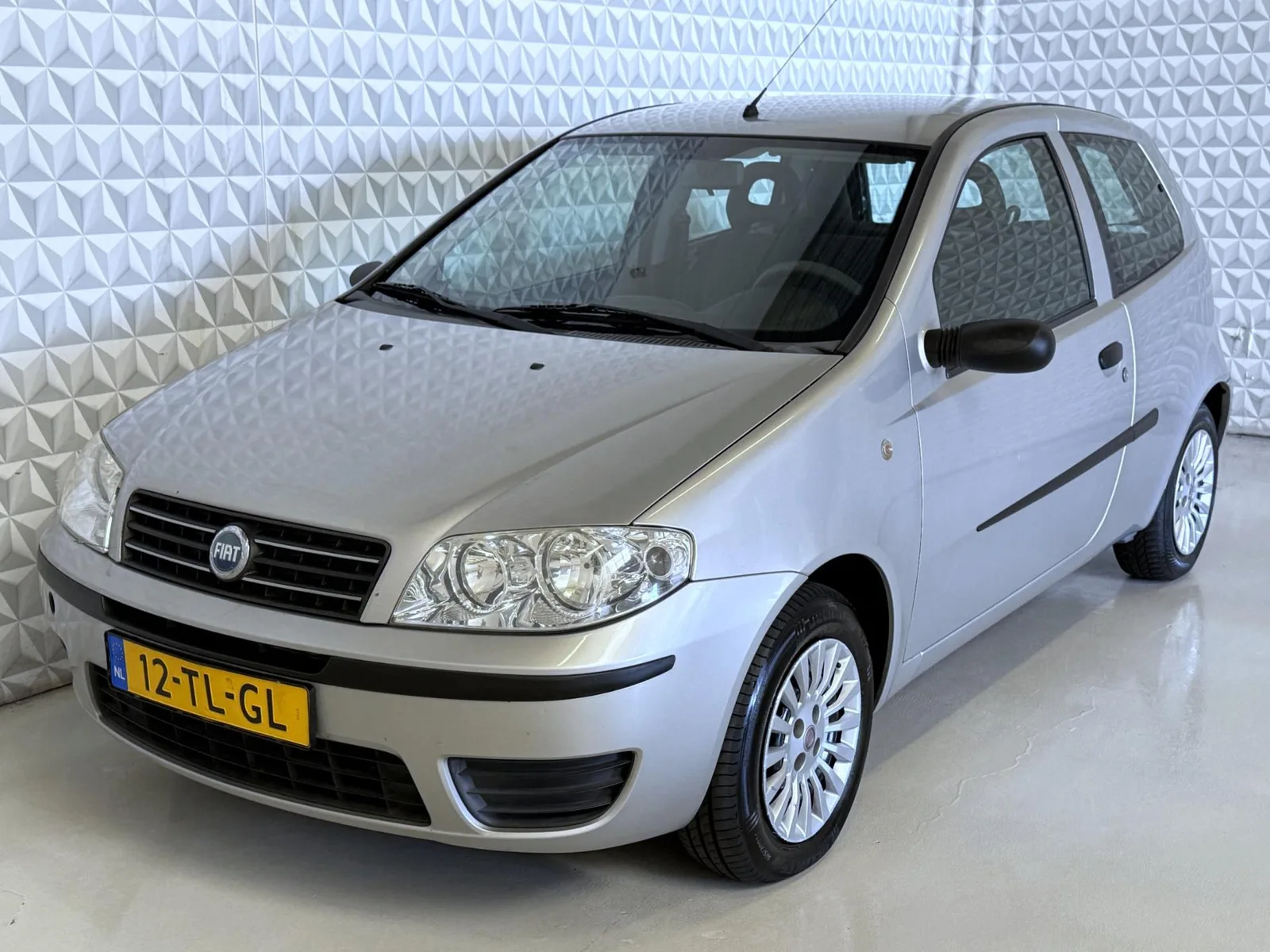 Fiat Punto (2006) — foto 1