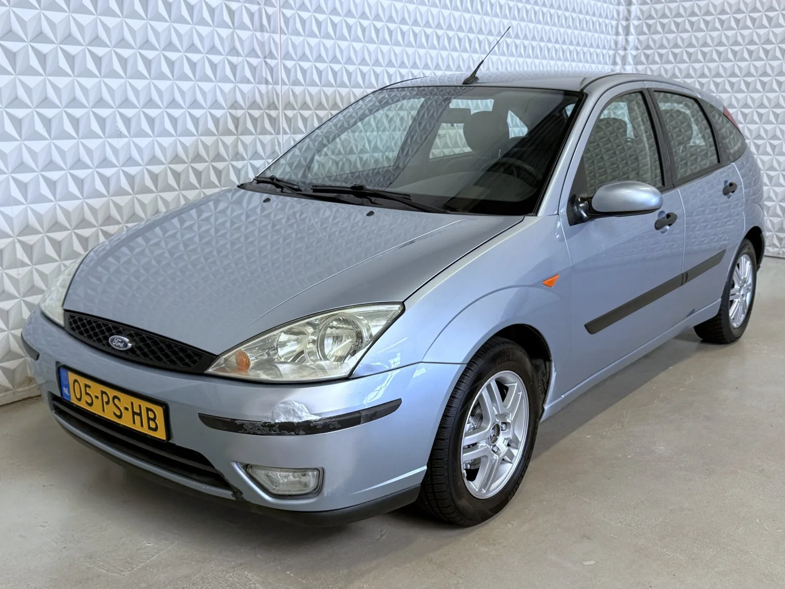 Ford Focus (2004) — foto 1