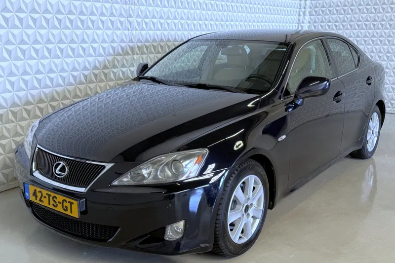 Lexus IS (2007)