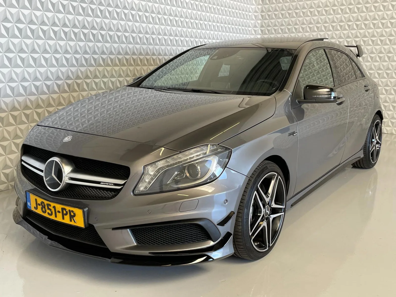 Mercedes-Benz A-Klasse (2014) — foto 1