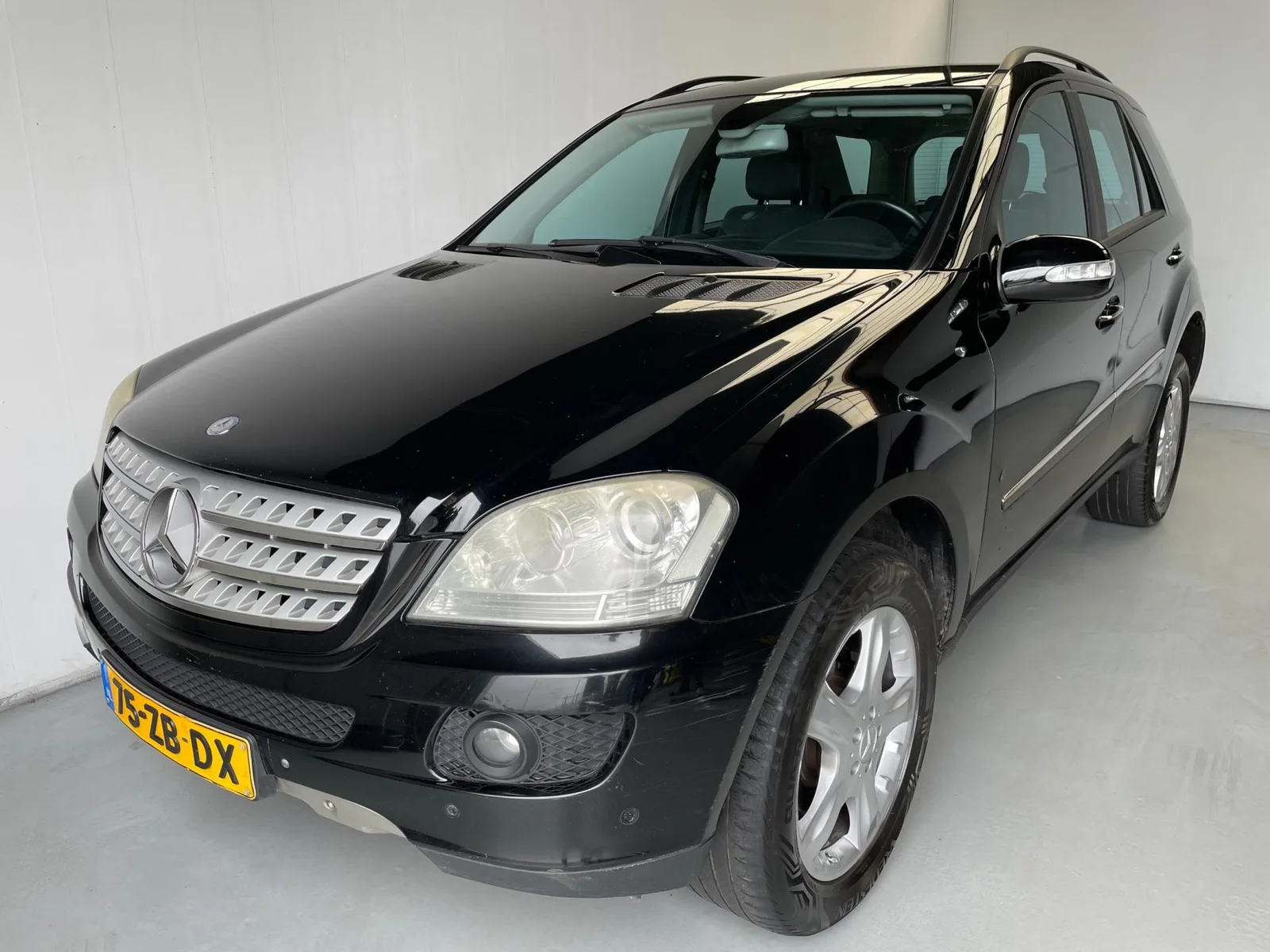 Mercedes-Benz ML-Klasse (2006) — foto 1