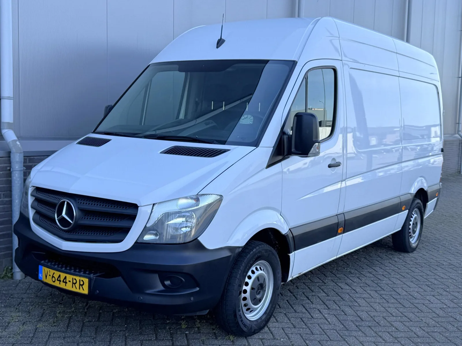 Mercedes-Benz Sprinter (2017) — foto 1
