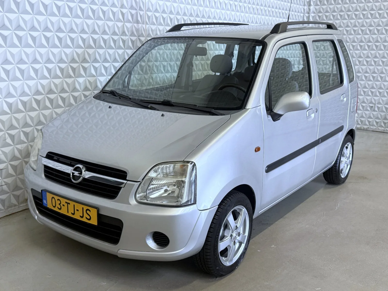 Opel Agila (2006) — foto 1
