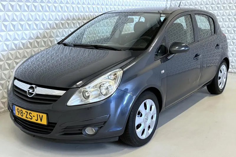 Opel Corsa (2008)