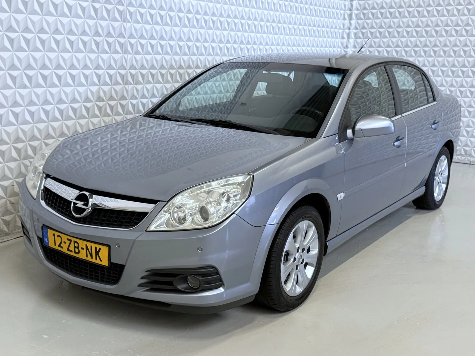 Opel Vectra (2007) — foto 1