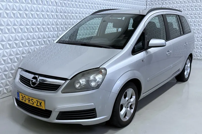 Opel Zafira (2005)