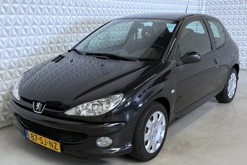 Peugeot 206 (2006)