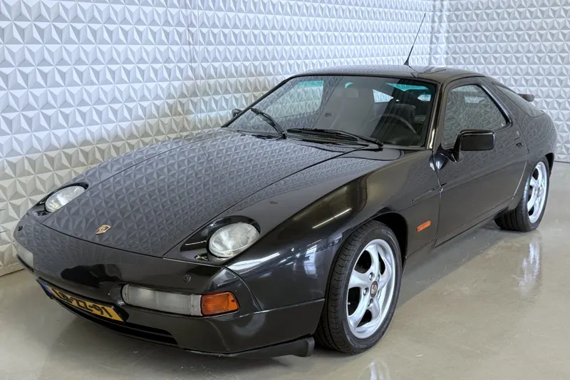 Porsche 928 (1989)