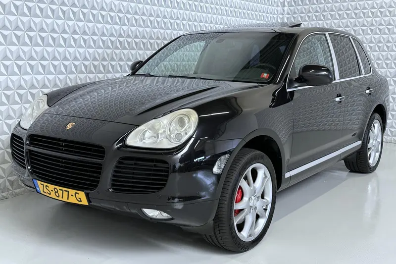 Porsche Cayenne (2003)