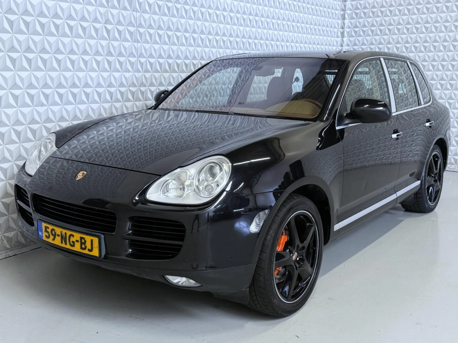 Porsche Cayenne (2003) — foto 1