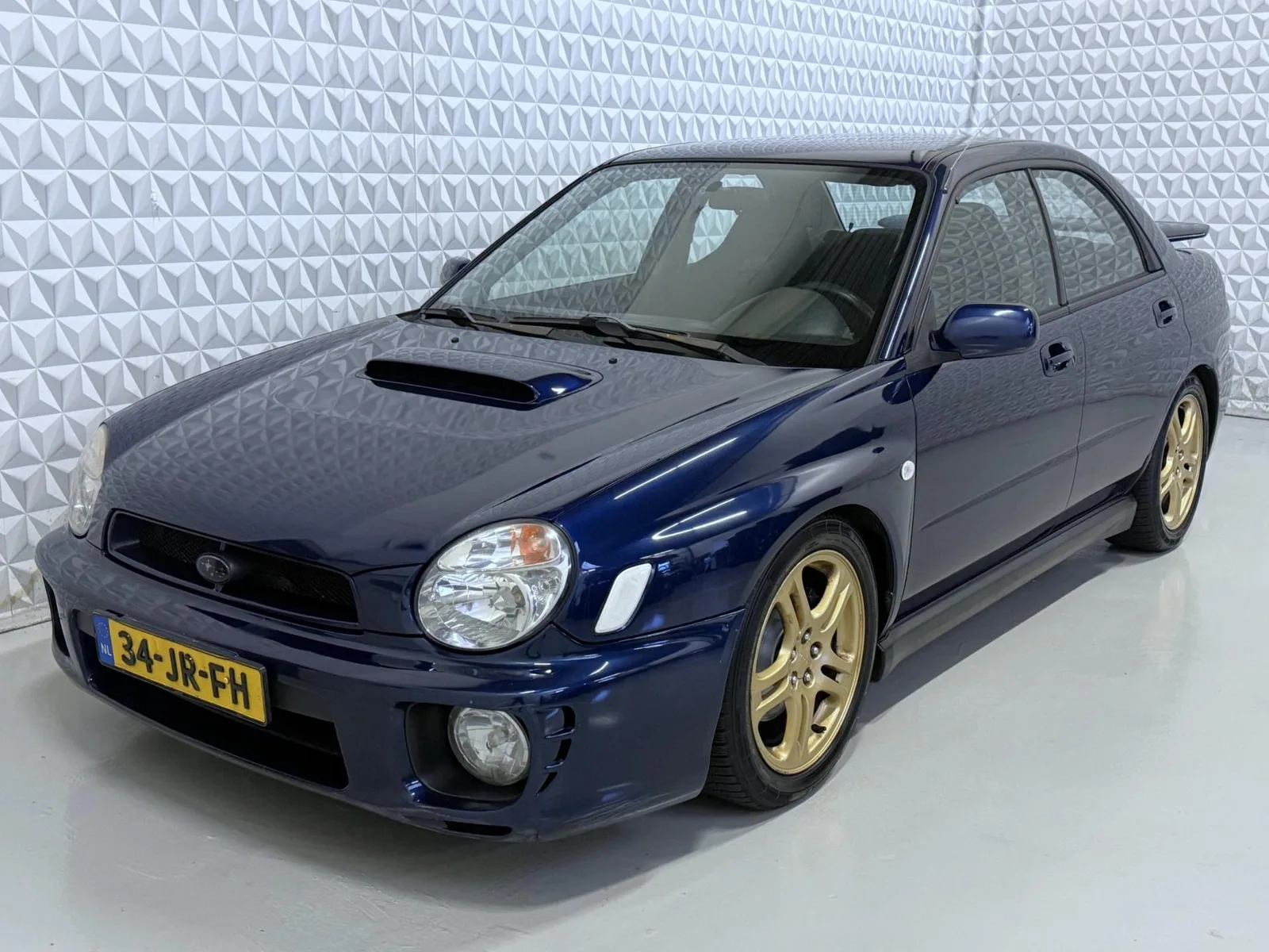Subaru Impreza (2002) — foto 1