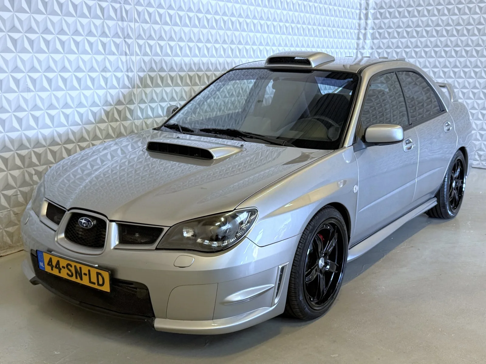 Subaru Impreza (2006) — foto 1