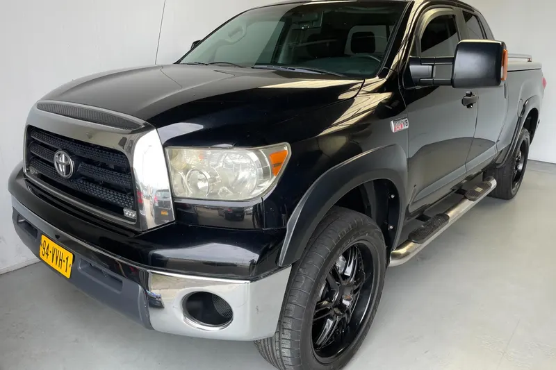 Toyota Tundra (2007)