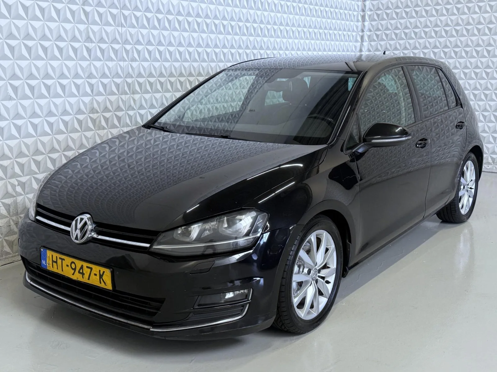 Volkswagen Golf (2015) — foto 1