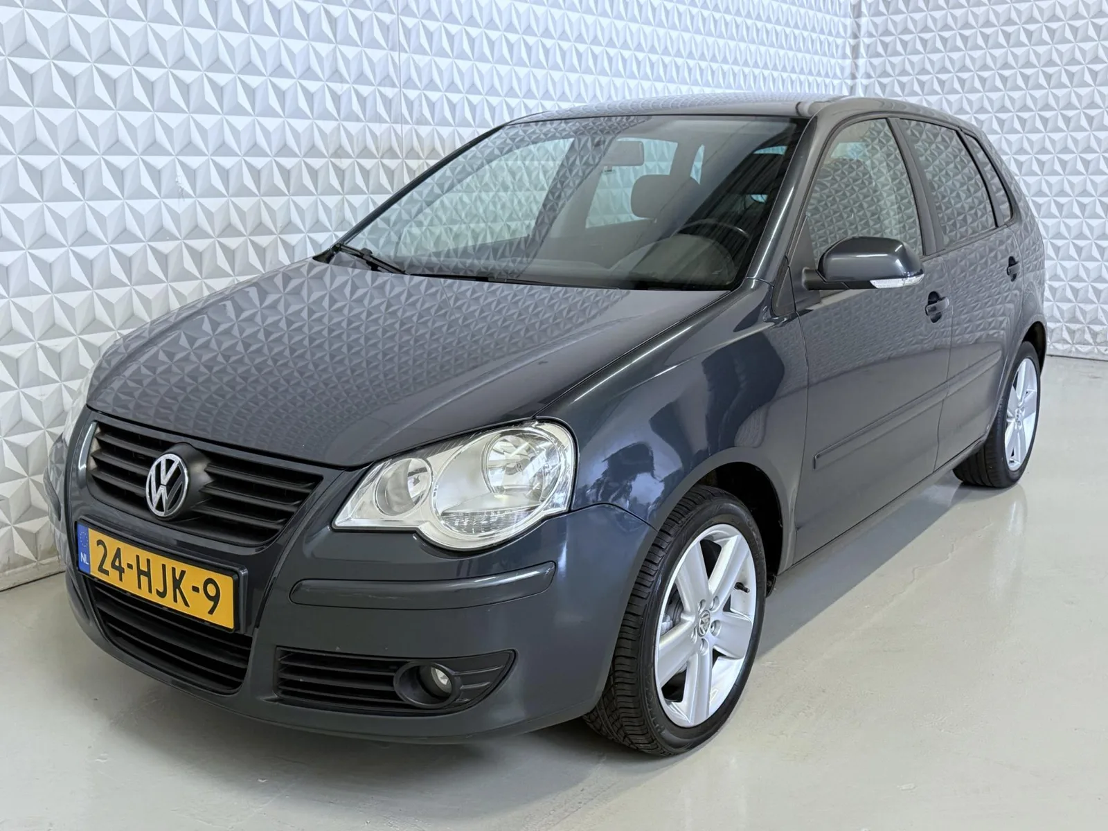 Volkswagen Polo (2009) — foto 1