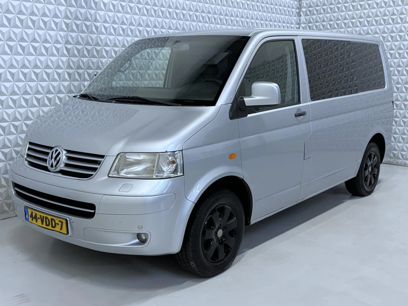 Volkswagen Transporter (2007) — foto 1