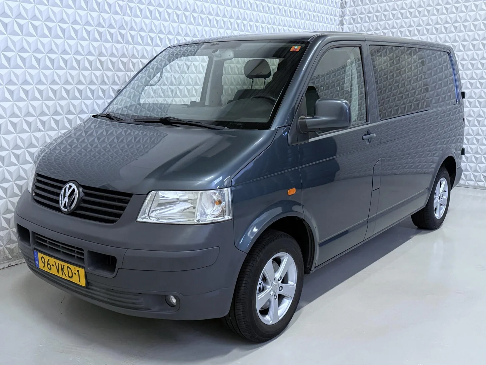 Volkswagen Transporter (2007) — foto 1