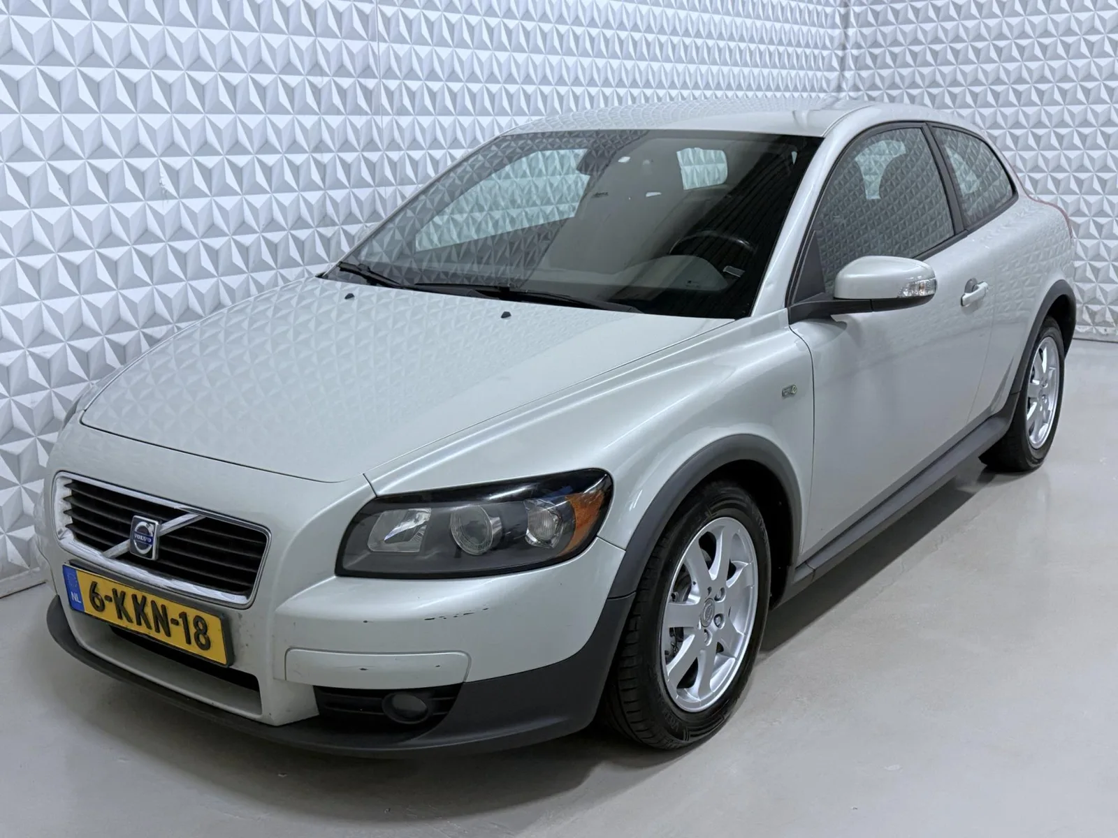 Volvo C30 (2009) — foto 1