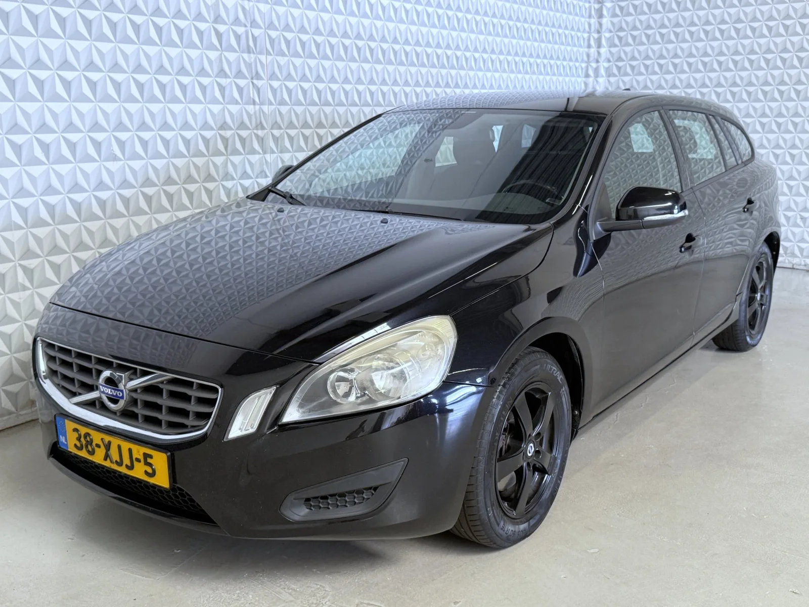 Volvo V60 (2012) — foto 1