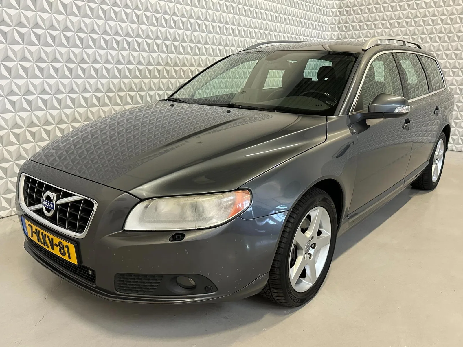 Volvo V70 (2008) — foto 1