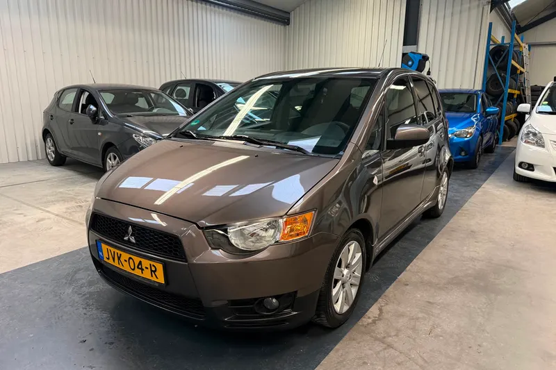 Mitsubishi Colt (2012)