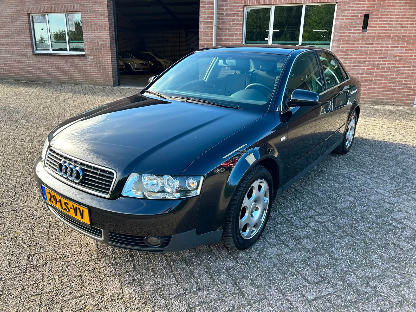 Audi A4 (2003) — foto 1