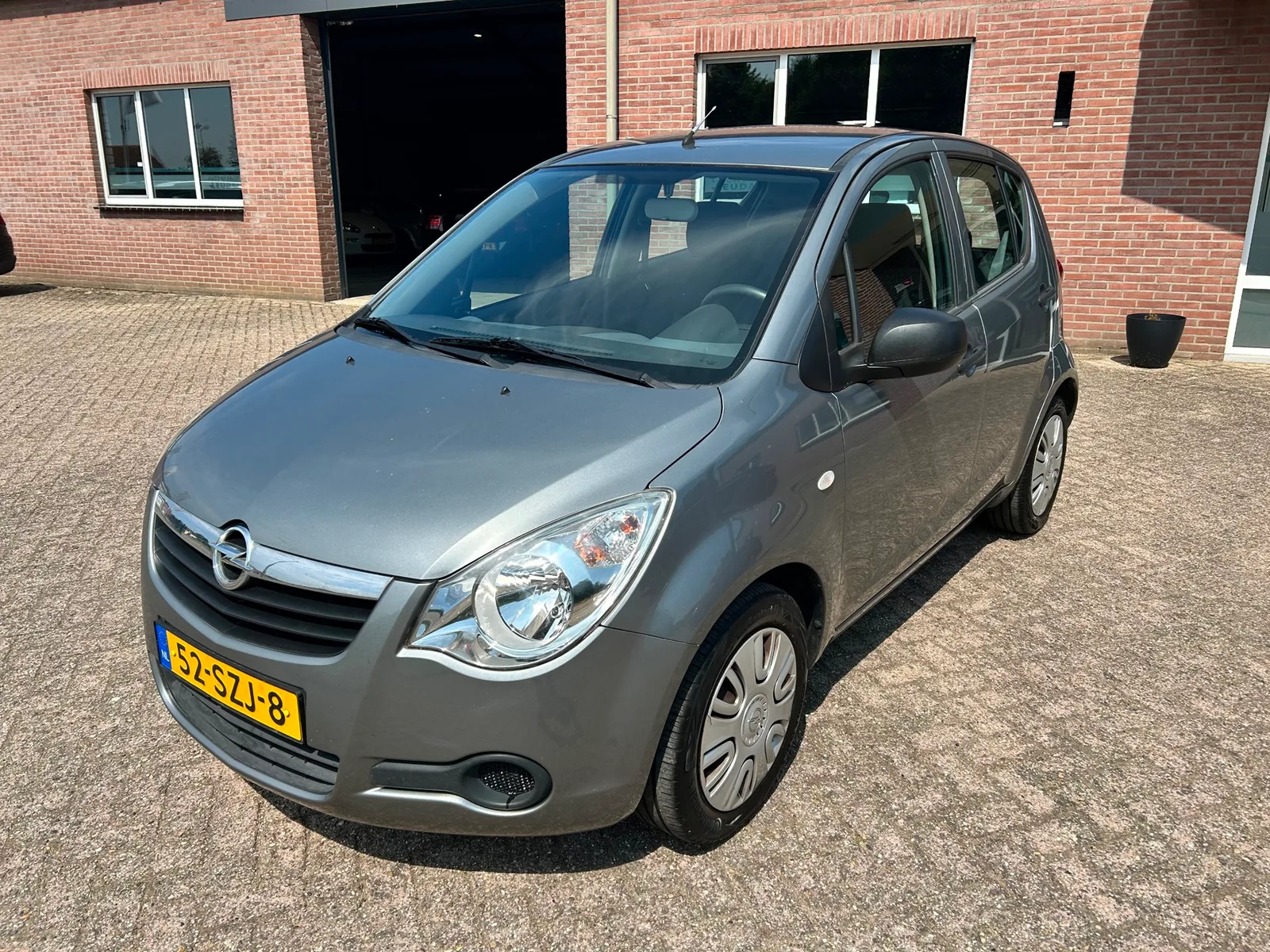 Opel Agila (2011) — foto 1