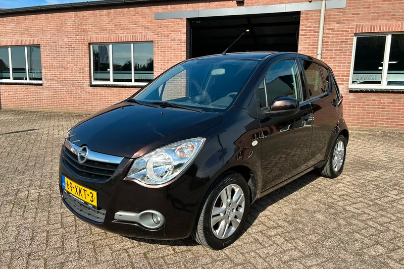 Opel Agila (2012)