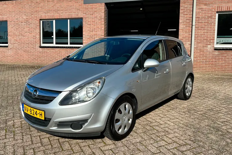 Opel Corsa (2011)