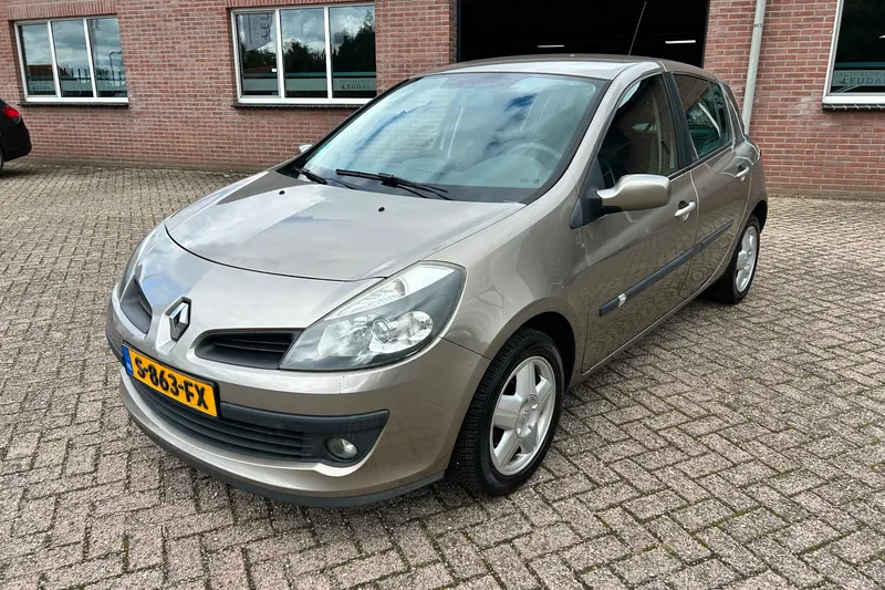 Renault Clio (2009)