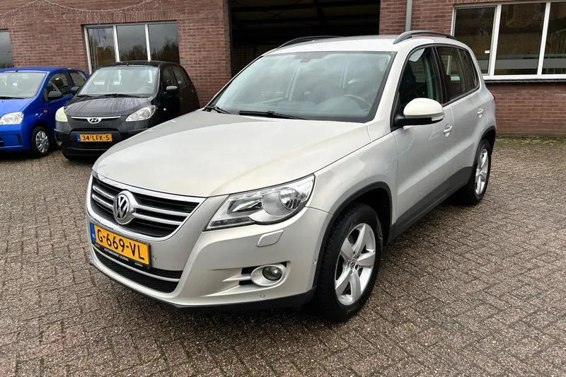 Volkswagen Tiguan (2011)