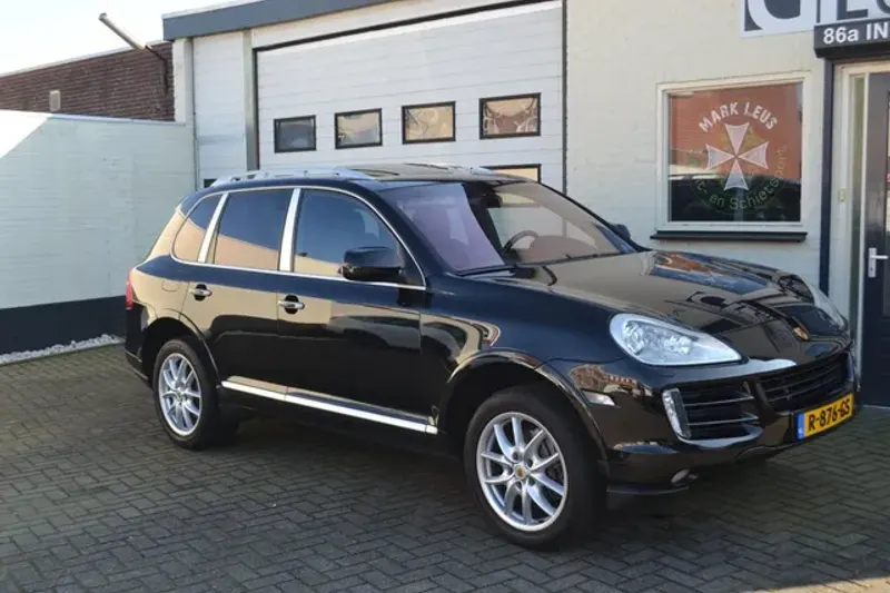 Porsche Cayenne (2007)