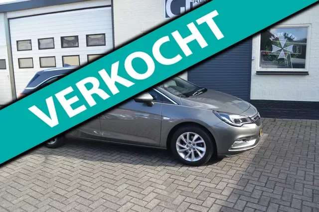 Opel Astra (2018) — foto 1