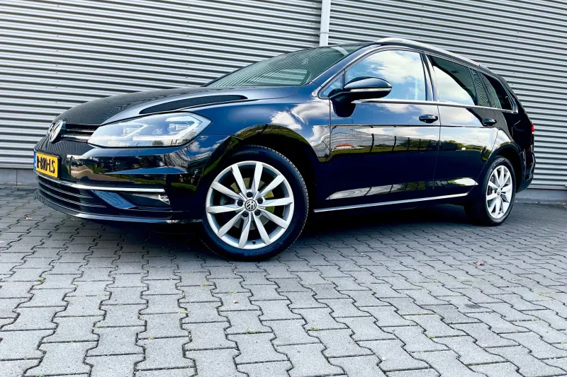 Volkswagen Golf (2020)