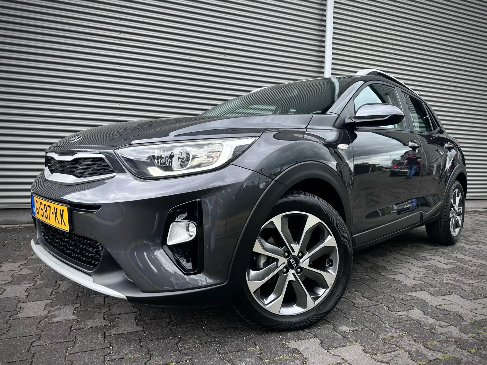 Kia Stonic (2019) — foto 1