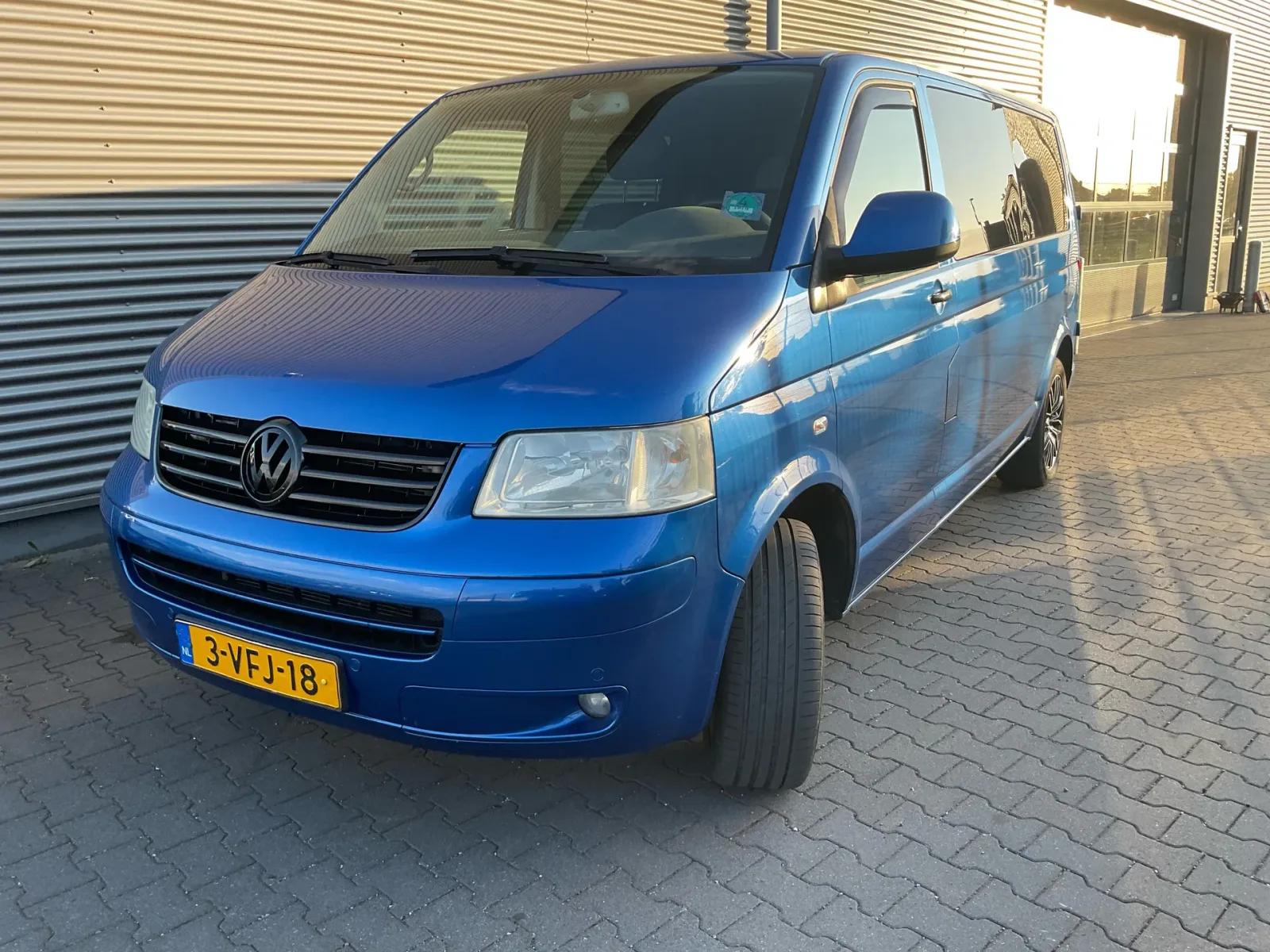 Volkswagen Transporter (2009) — foto 1
