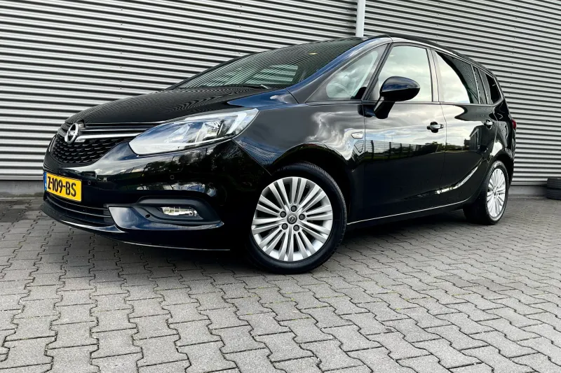 Opel Zafira (2018)