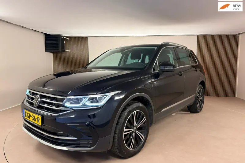 Volkswagen Tiguan (2022)