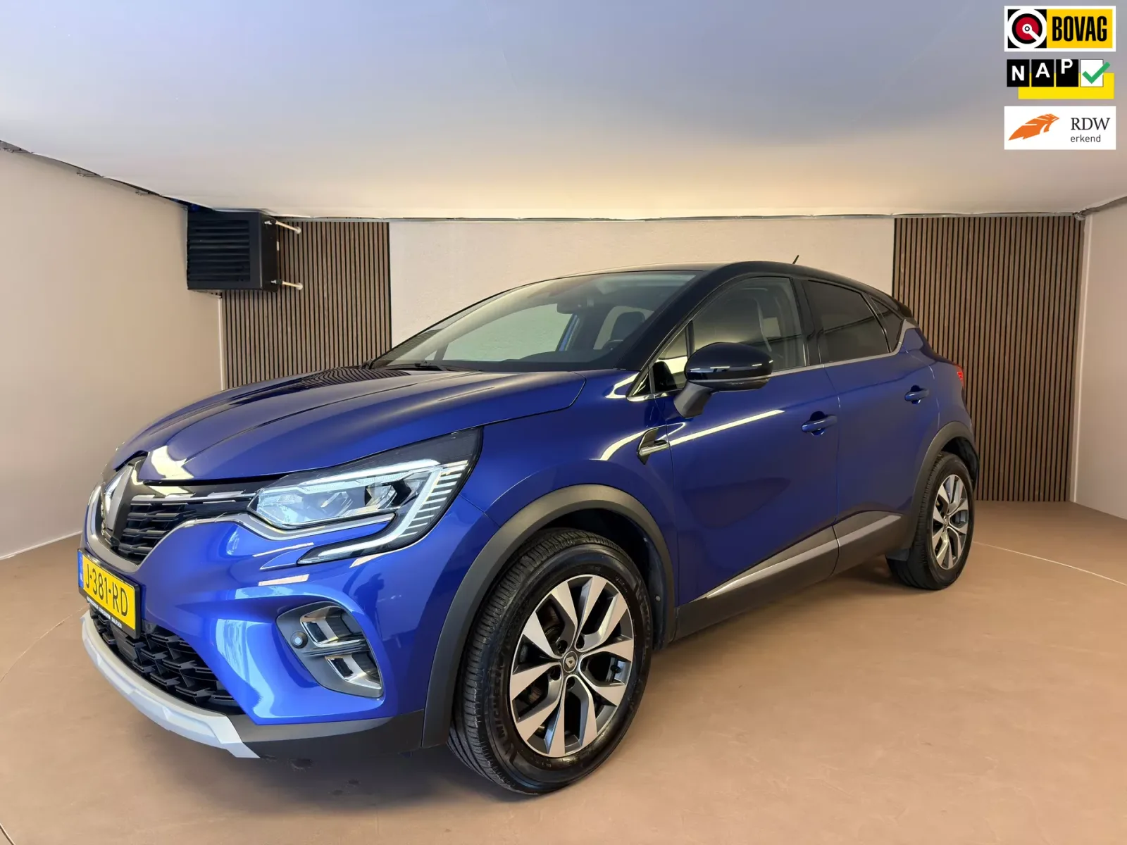 Renault Captur (2020) — foto 1