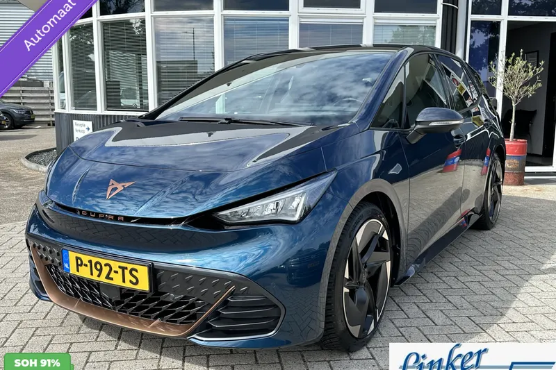 CUPRA Born (2021)