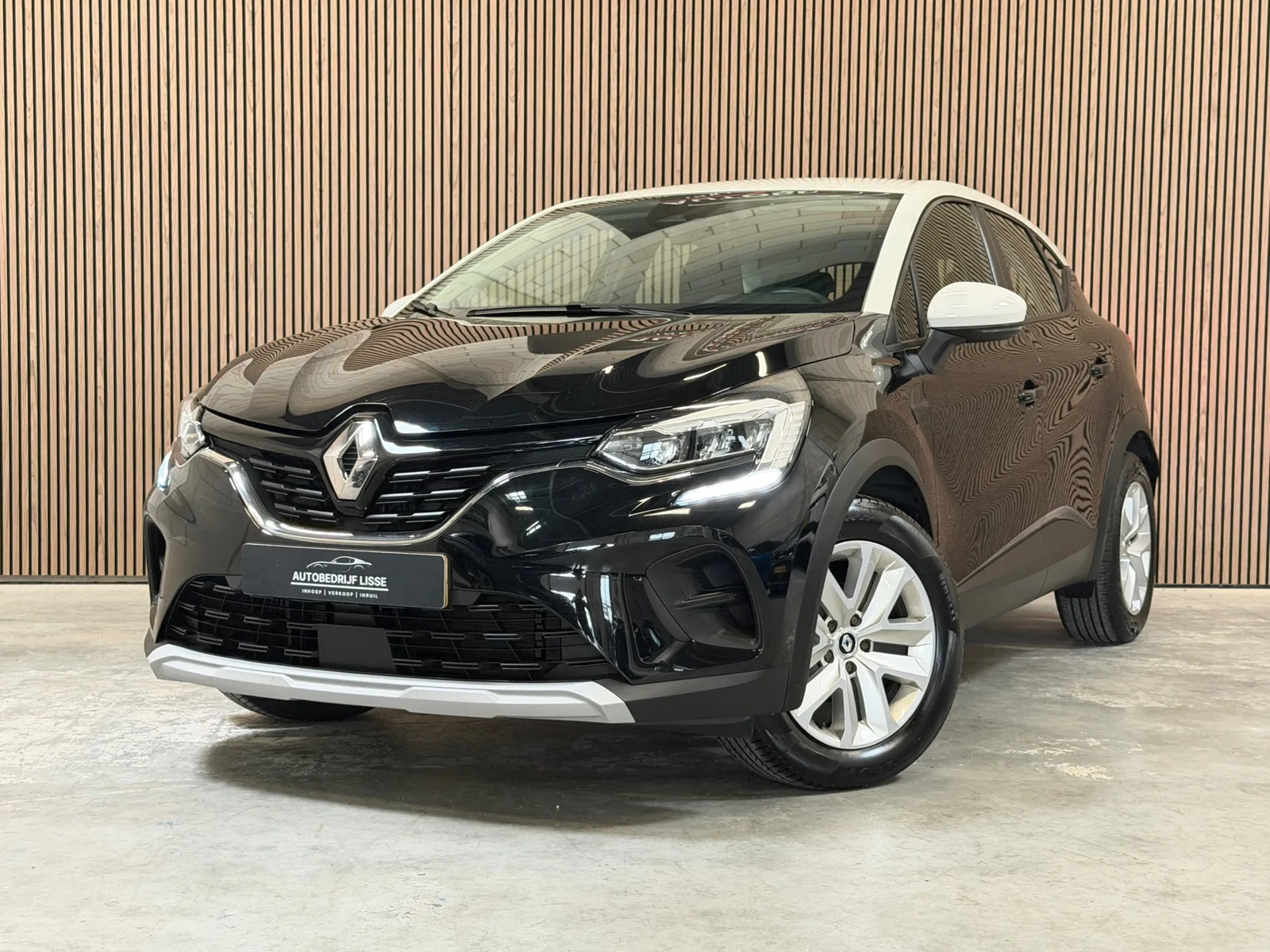 Renault Captur (2021) — foto 1